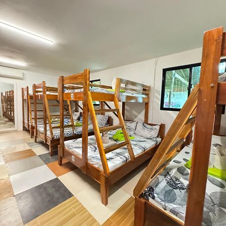 Aquaholik Traveler'S Lodge El Nido Ngoại thất bức ảnh
