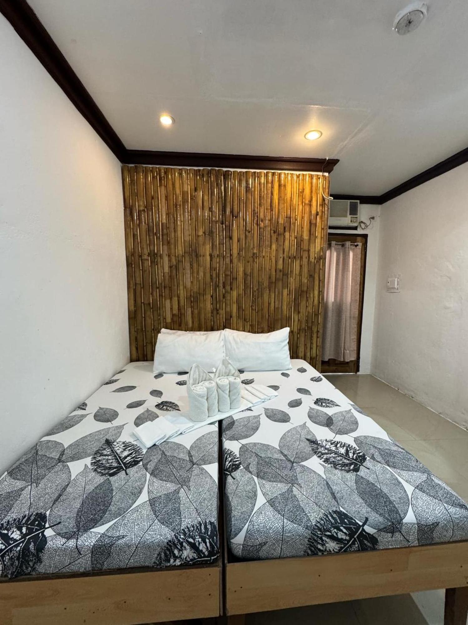 Aquaholik Traveler'S Lodge El Nido Ngoại thất bức ảnh