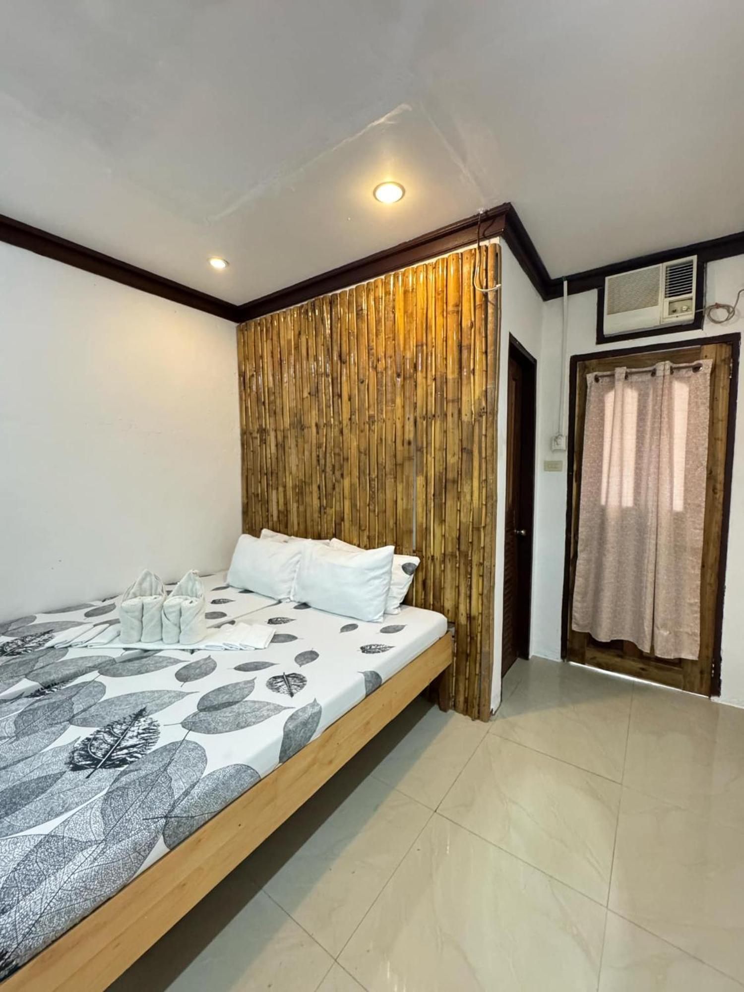 Aquaholik Traveler'S Lodge El Nido Ngoại thất bức ảnh