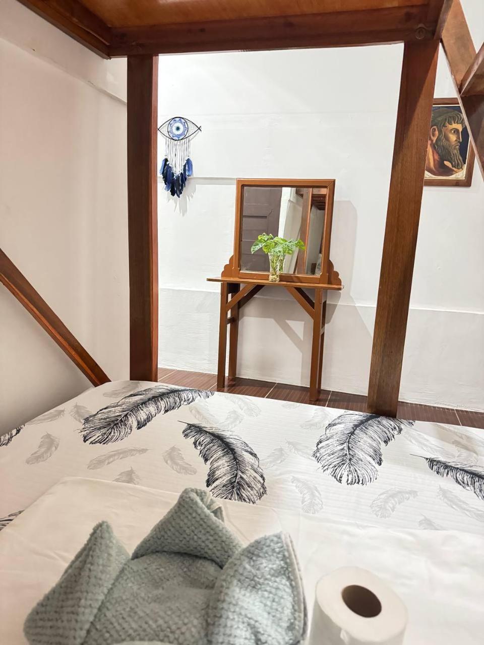Aquaholik Traveler'S Lodge El Nido Ngoại thất bức ảnh