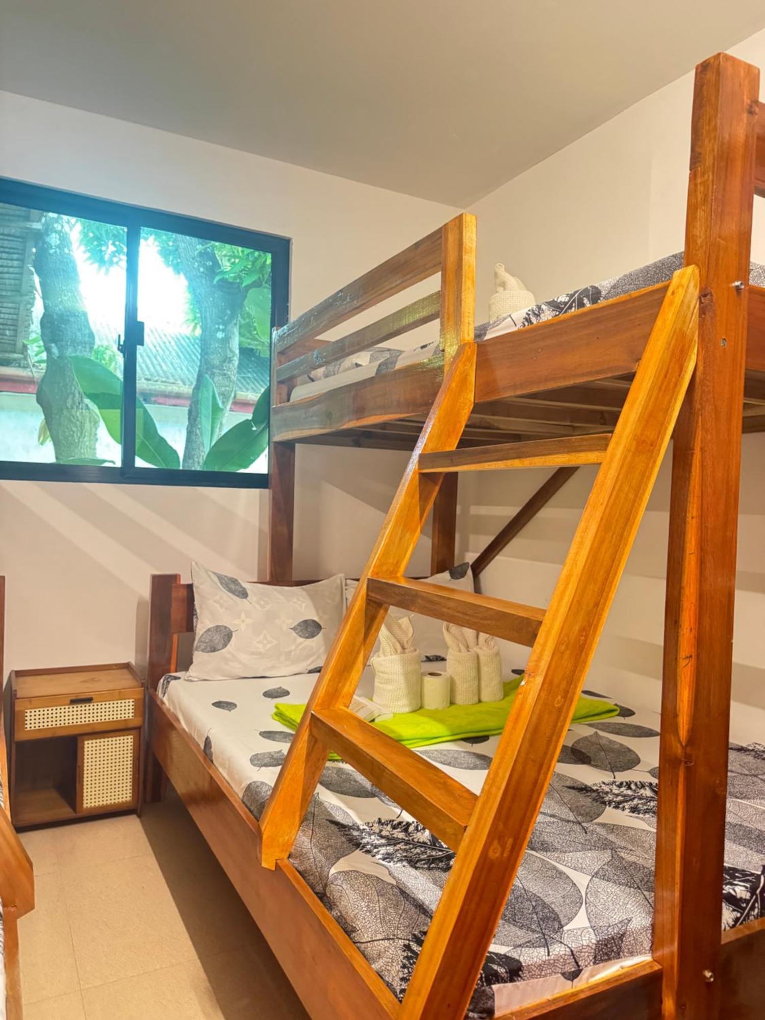 Aquaholik Traveler'S Lodge El Nido Ngoại thất bức ảnh