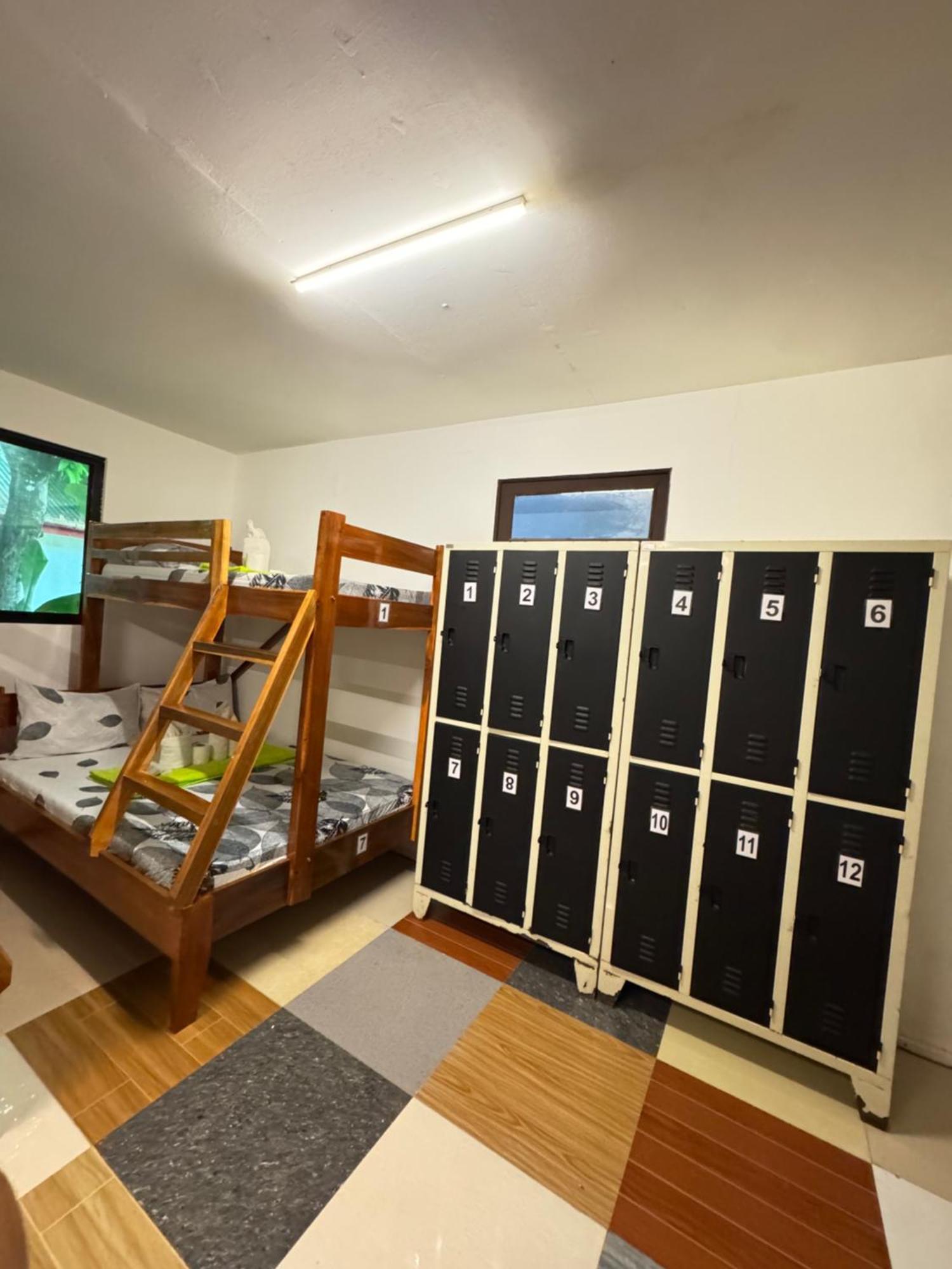Aquaholik Traveler'S Lodge El Nido Ngoại thất bức ảnh
